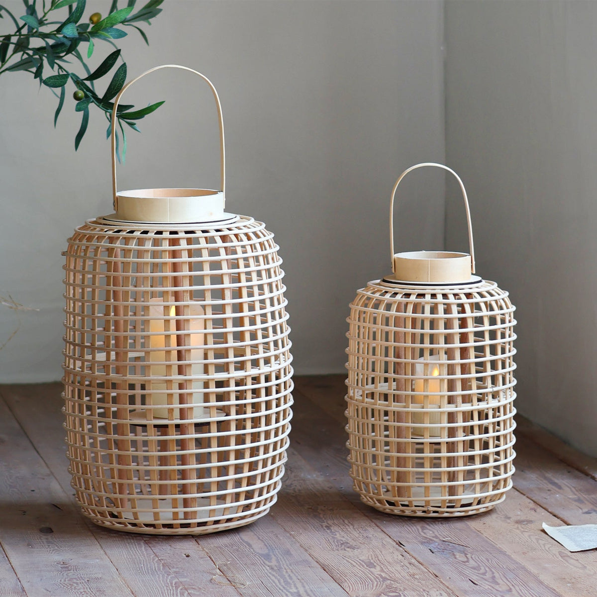 Rustic Lantern made of Woven Material | Kelmera