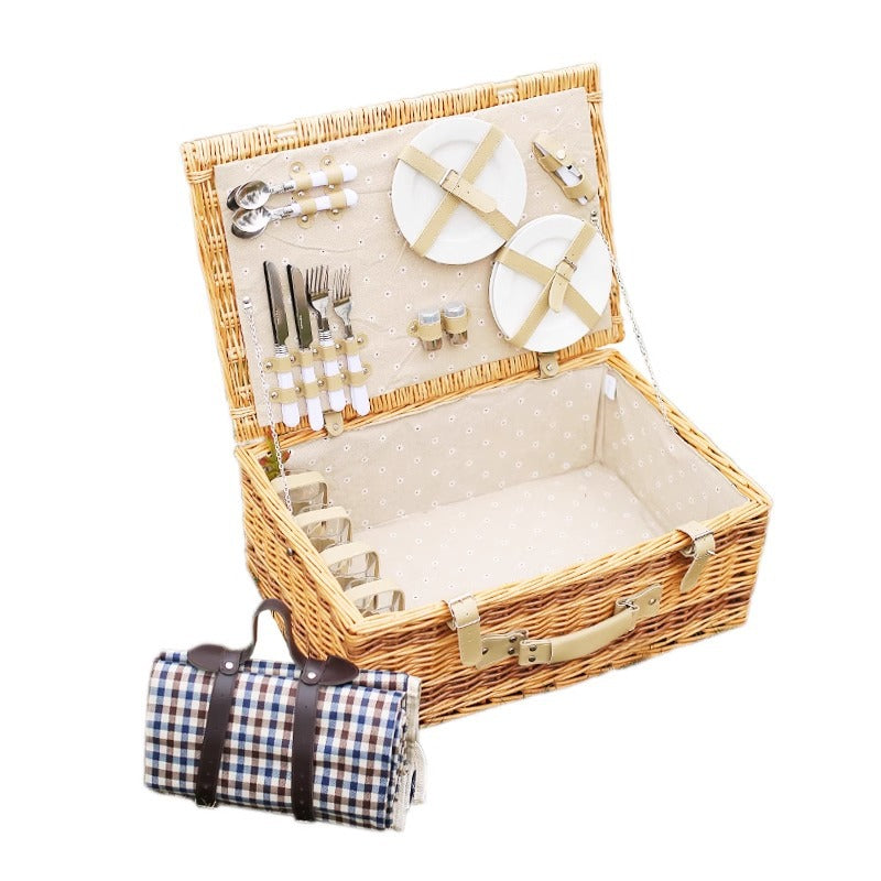 Rustic Picnic Basket with Dish Set | Kelmera
