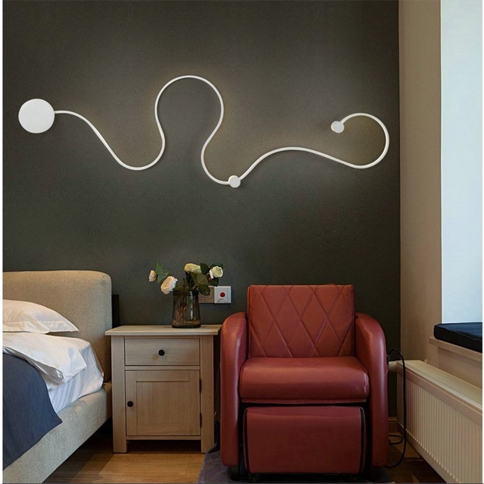 Sculptural LED Wave Wall Lamp | Kelmera