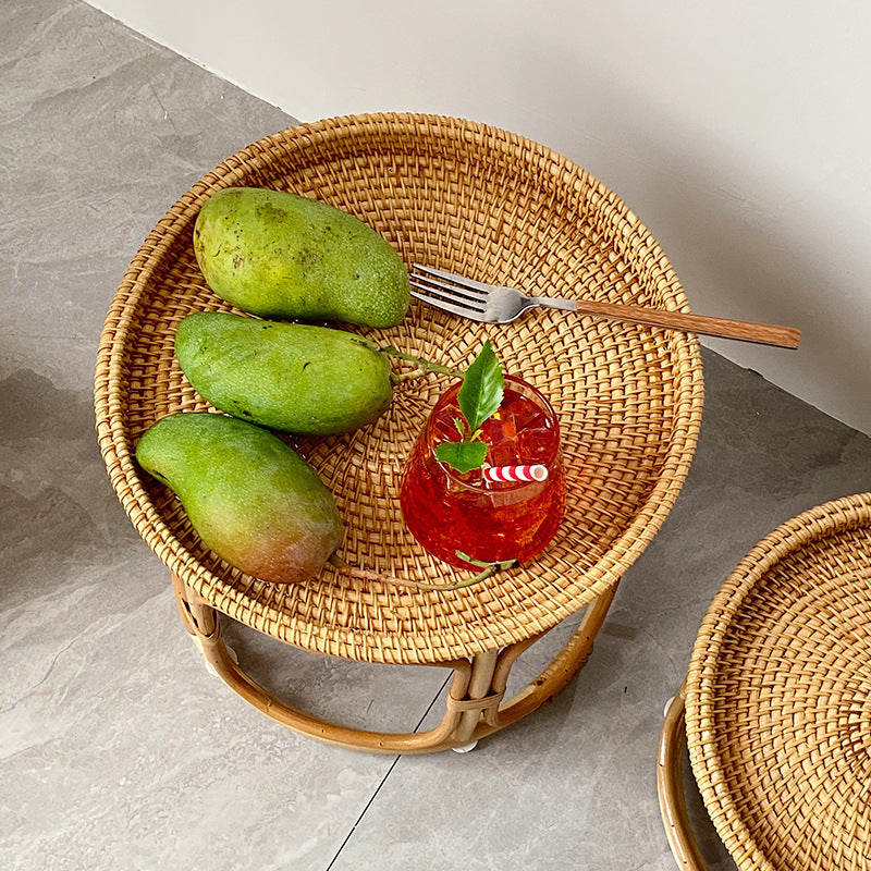 Side Table made of Natural Materials | Kelmera