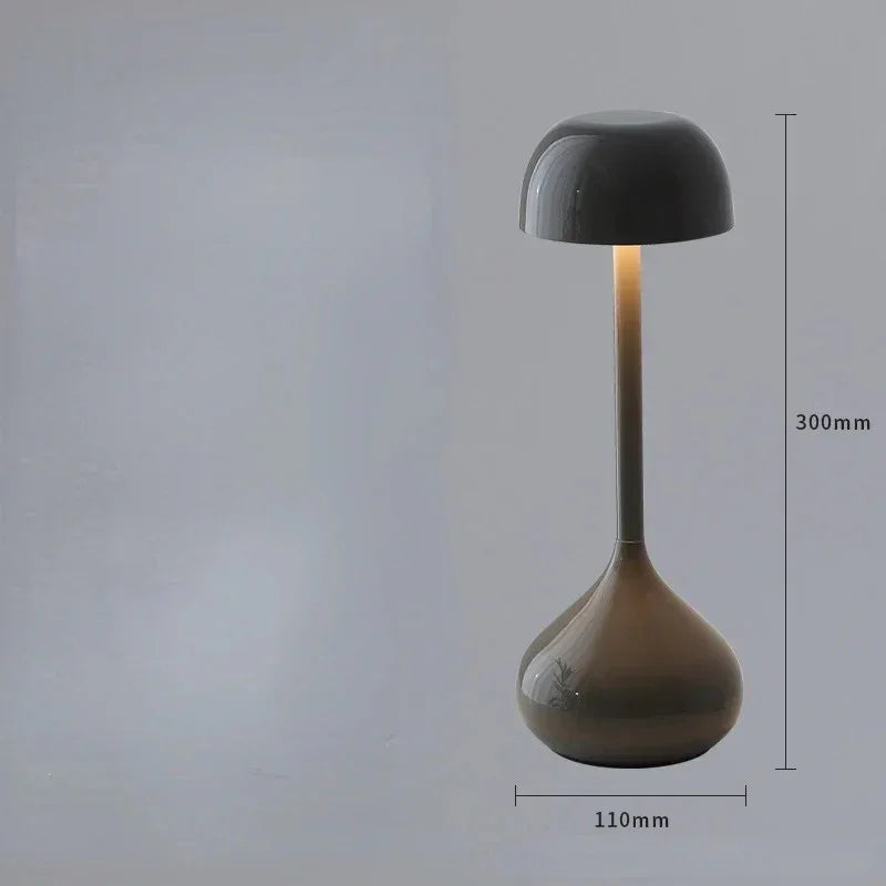 Silstessa Table Lamp