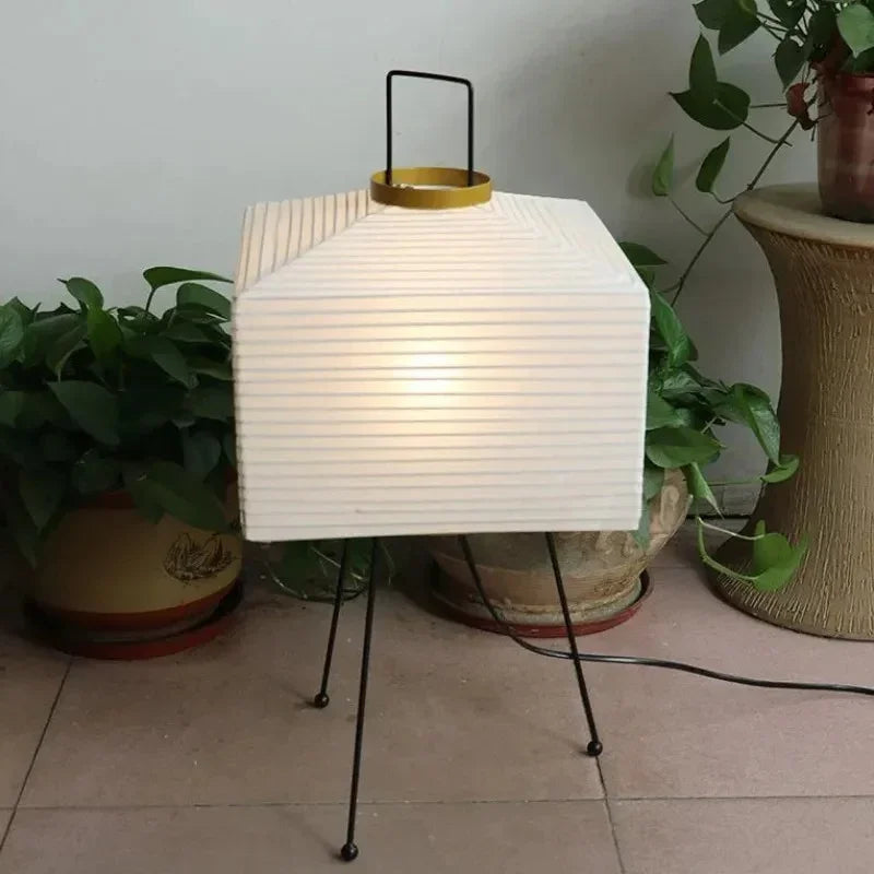 Elmmere Torin Floor Lamp-Kelmera