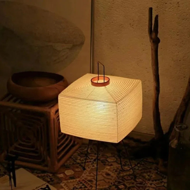 Elmmere Torin Floor Lamp-Kelmera