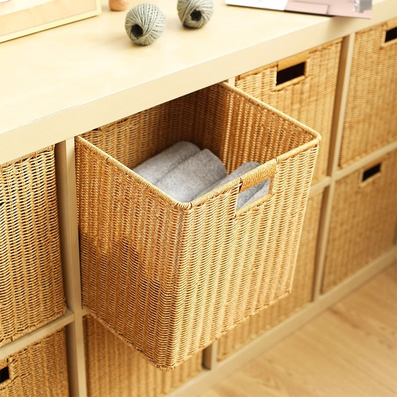 Storage Baskets in the Woven Design | Kelmera