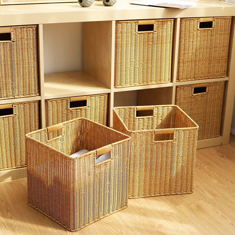 Storage Baskets in the Woven Design | Kelmera