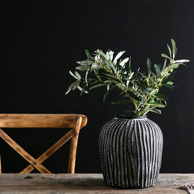 Stylish Ceramic Vase Black | Kelmera