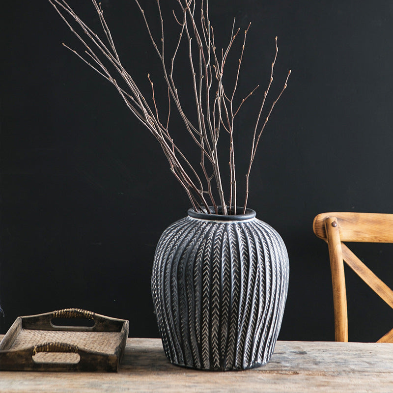 Stylish Ceramic Vase Black | Kelmera