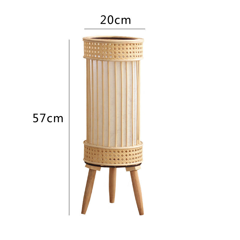 Stylish Floor Lamp in Modern Design | Kelmera