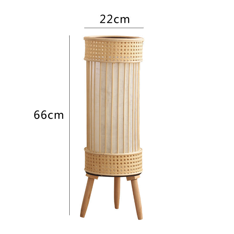 Stylish Floor Lamp in Modern Design | Kelmera