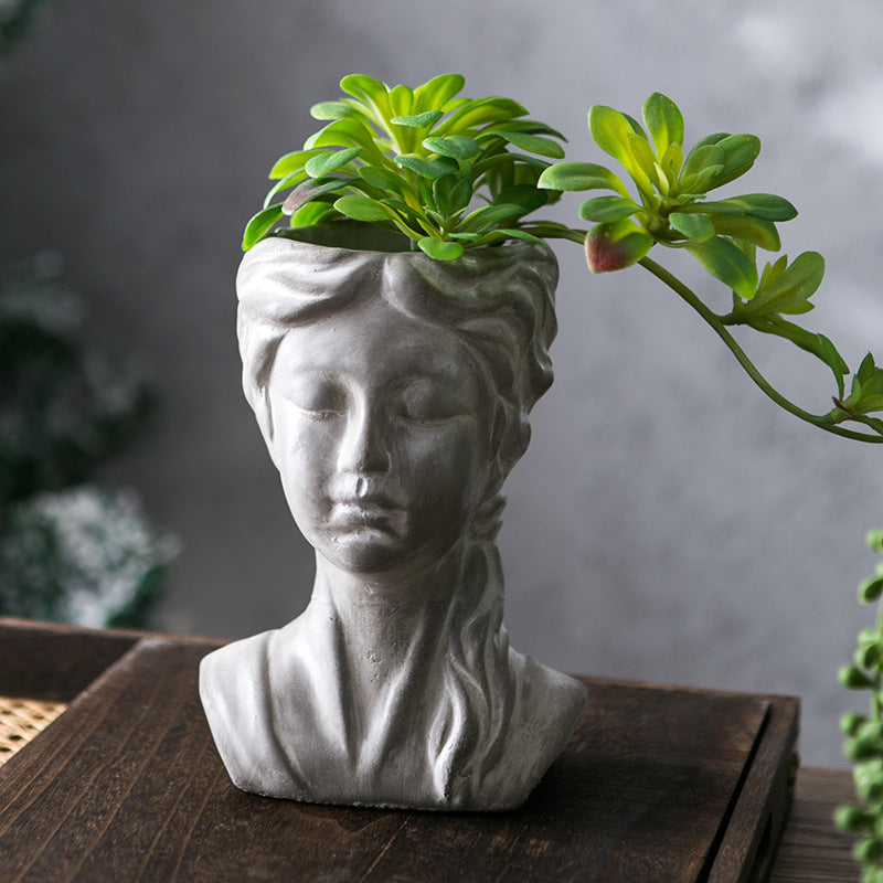 Stylish Sculpture Head | Kelmera