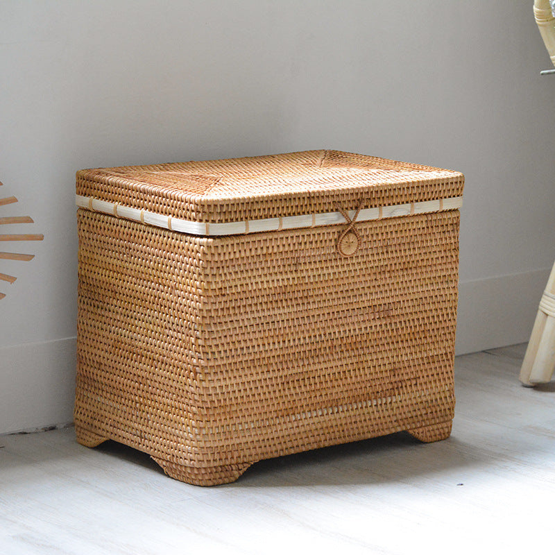 Stylish Storage Basket made of Rattan | Kelmera