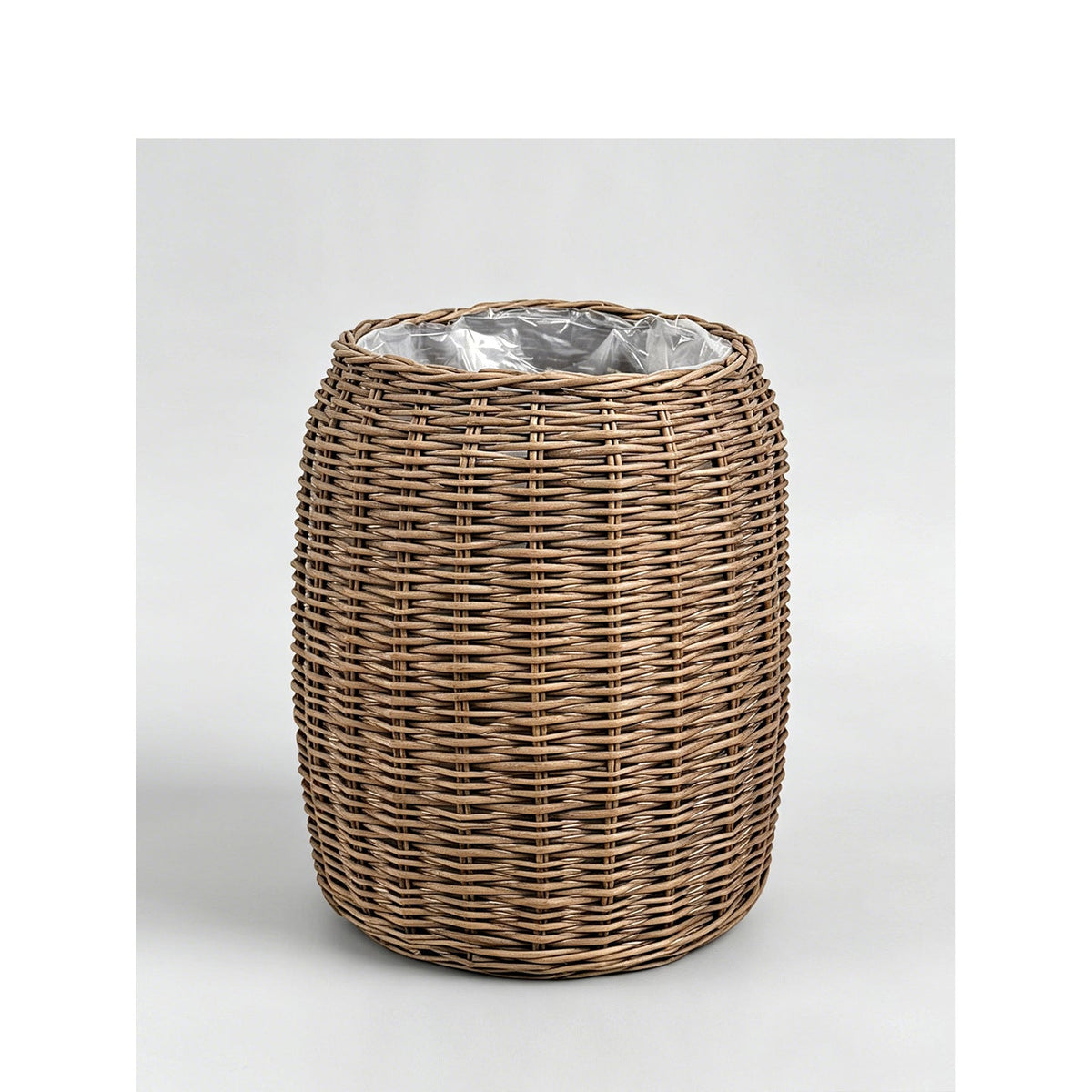 Stylized Laundry Basket | Kelmera