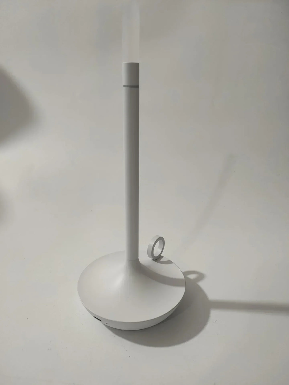 Siline Table Lamp-Kelmera