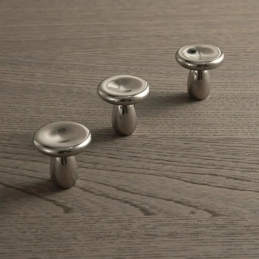 Tavren Brass Cabinet Handle