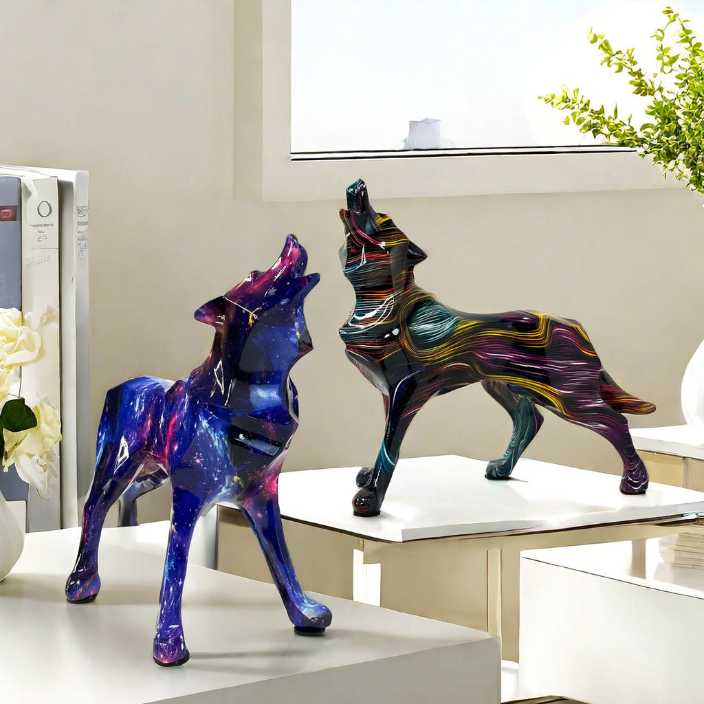 Unique Wolf Sculpture made of Hand-Painted Resin | Kelmera