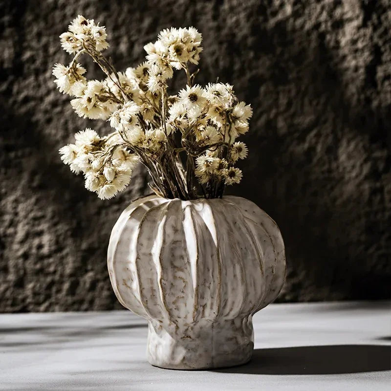 Urmona Ceramic Vase