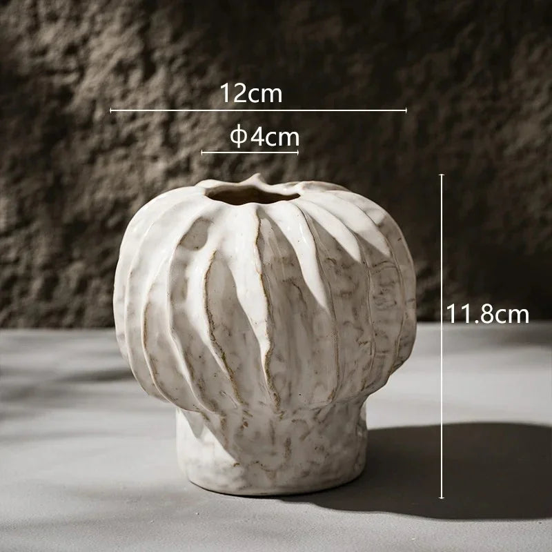 Urmona Ceramic Vase