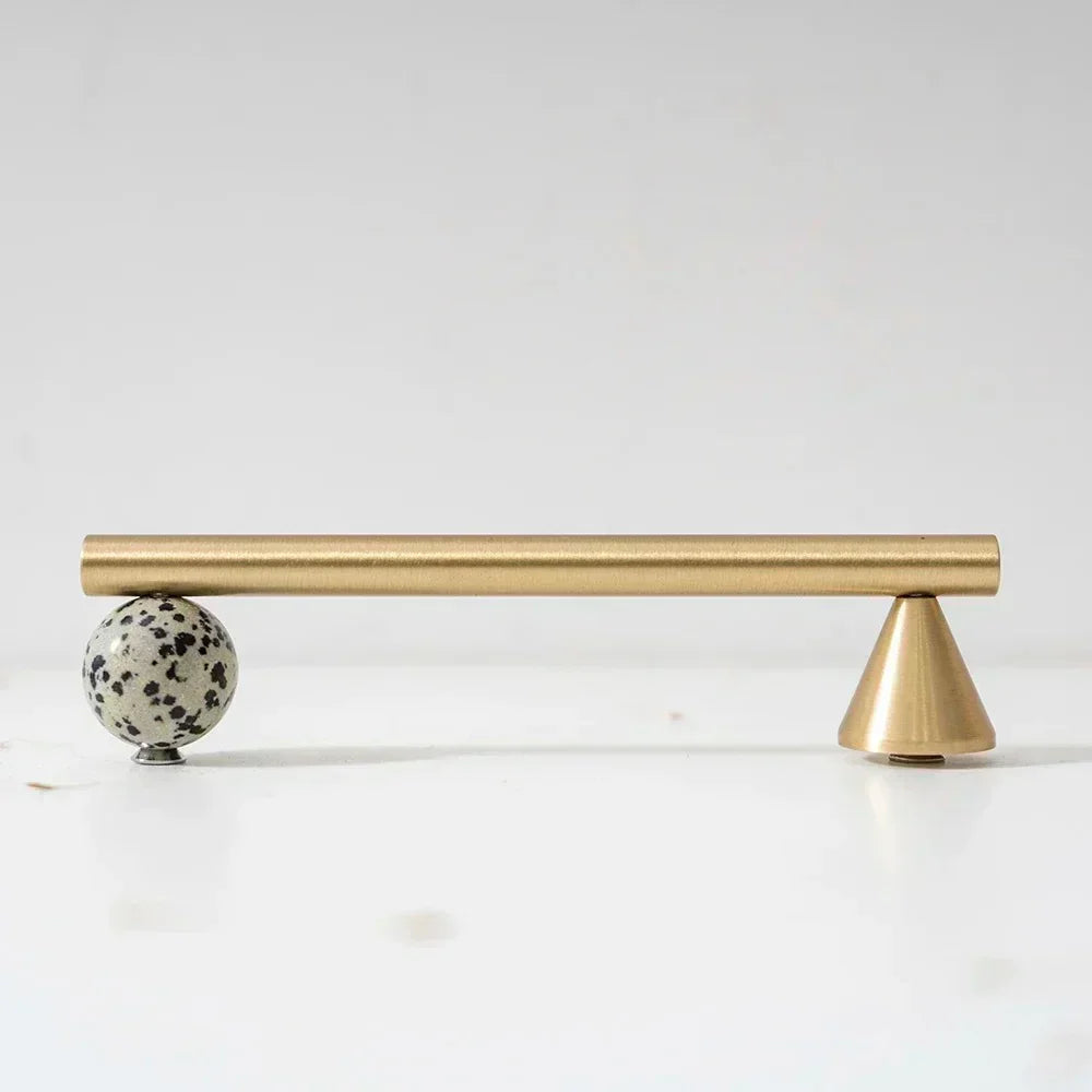 Urmynta Cabinet Handle