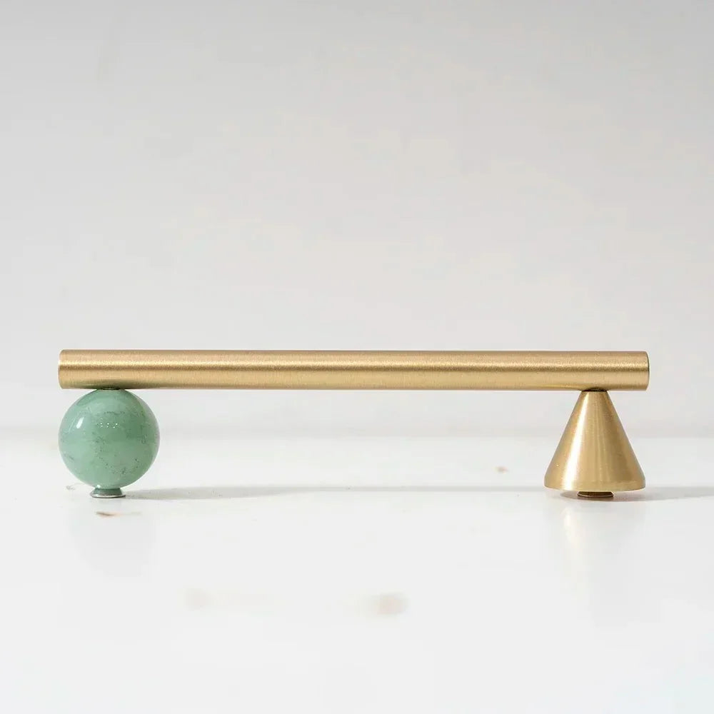Urmynta Cabinet Handle