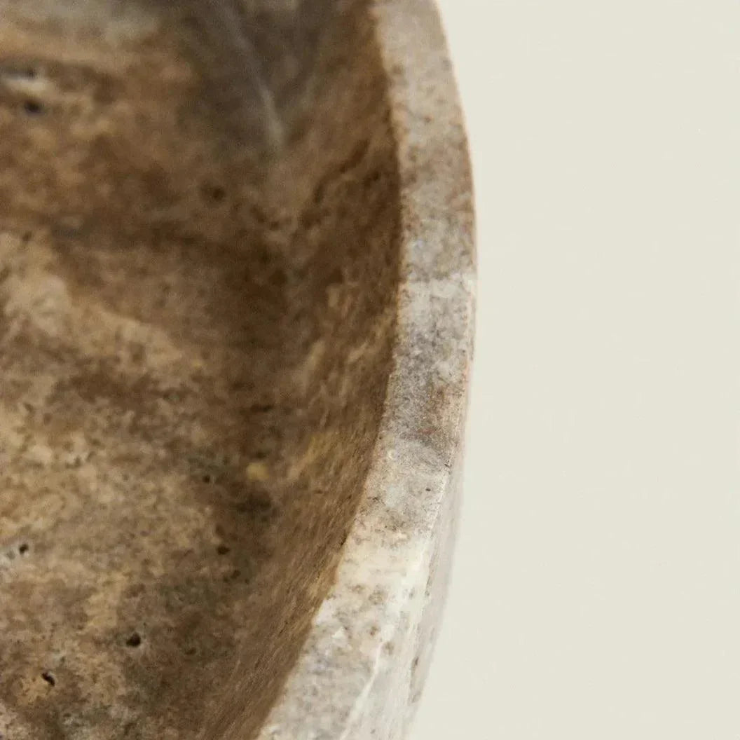 Valvunda Round Stone Tray