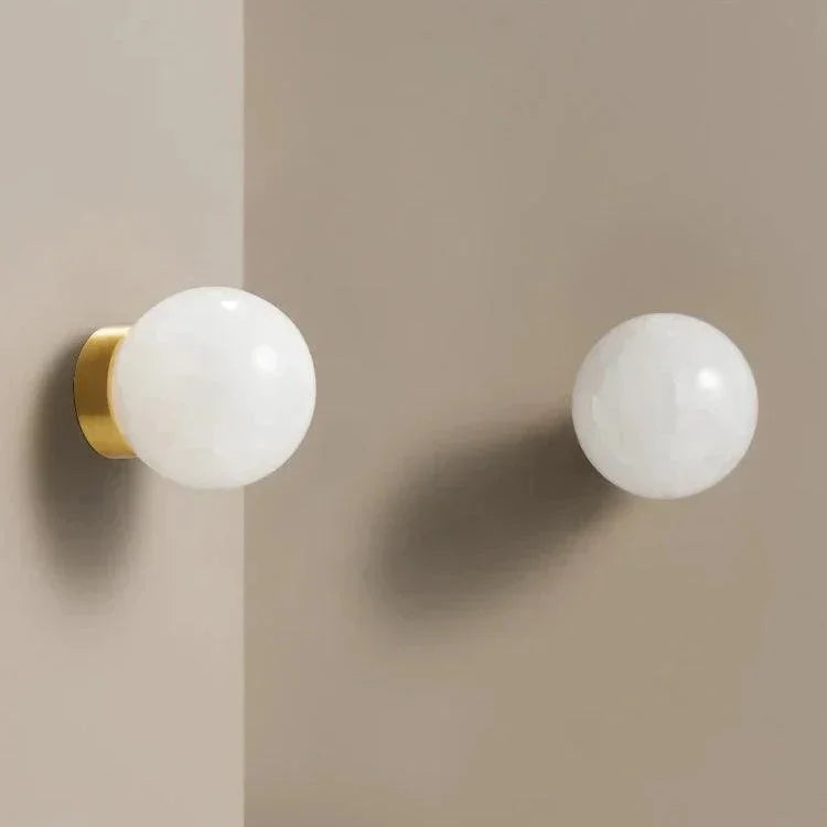 Verresa Brass Marble Knobs