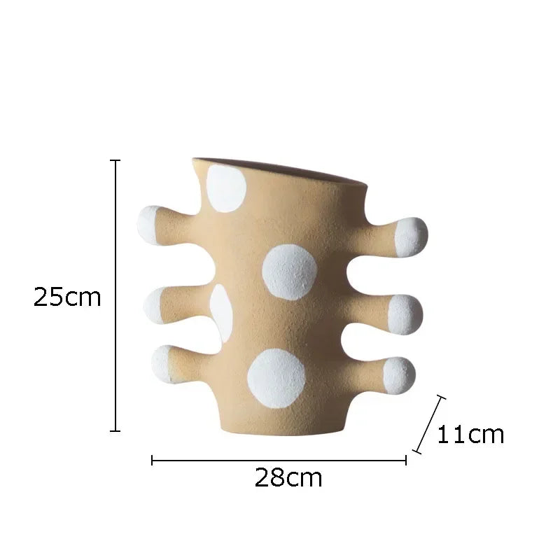 Verstoda Resin Vase