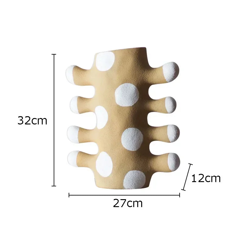 Verstoda Resin Vase
