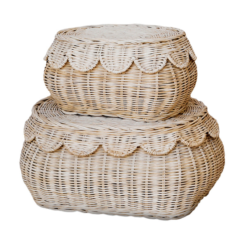 Wall Basket in Elegant Shell Design | Kelmera