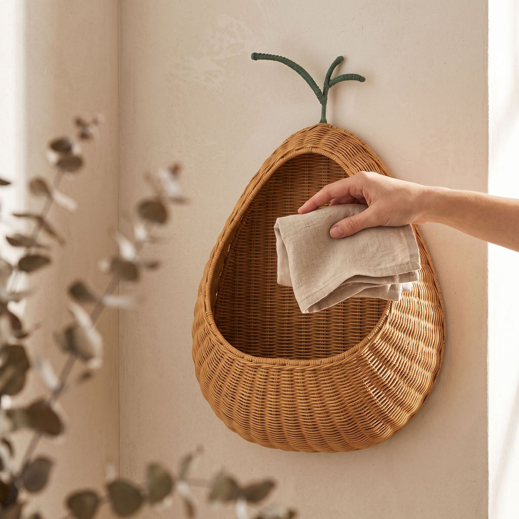 Wall Basket in Modern Fruit Design | Kelmera