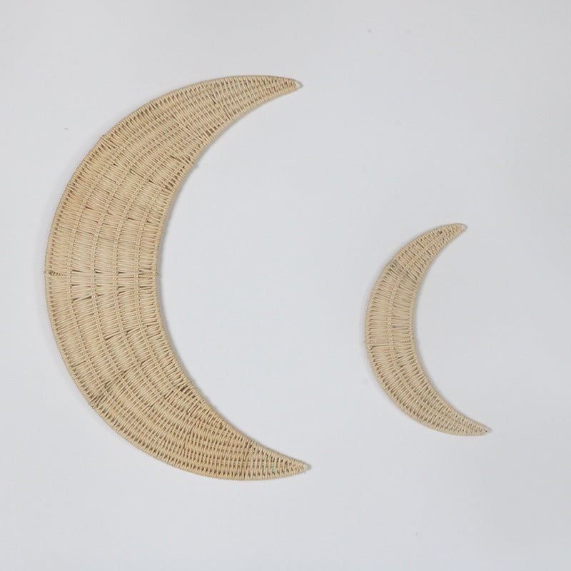 Wall Decoration made of Handwoven Rattan in Moon Design | Kelmera