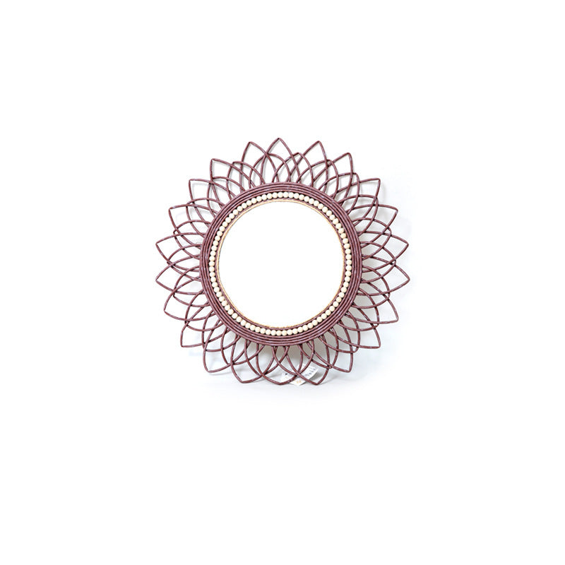 Wall Mirror with Elaborate Macrame Frame | Kelmera