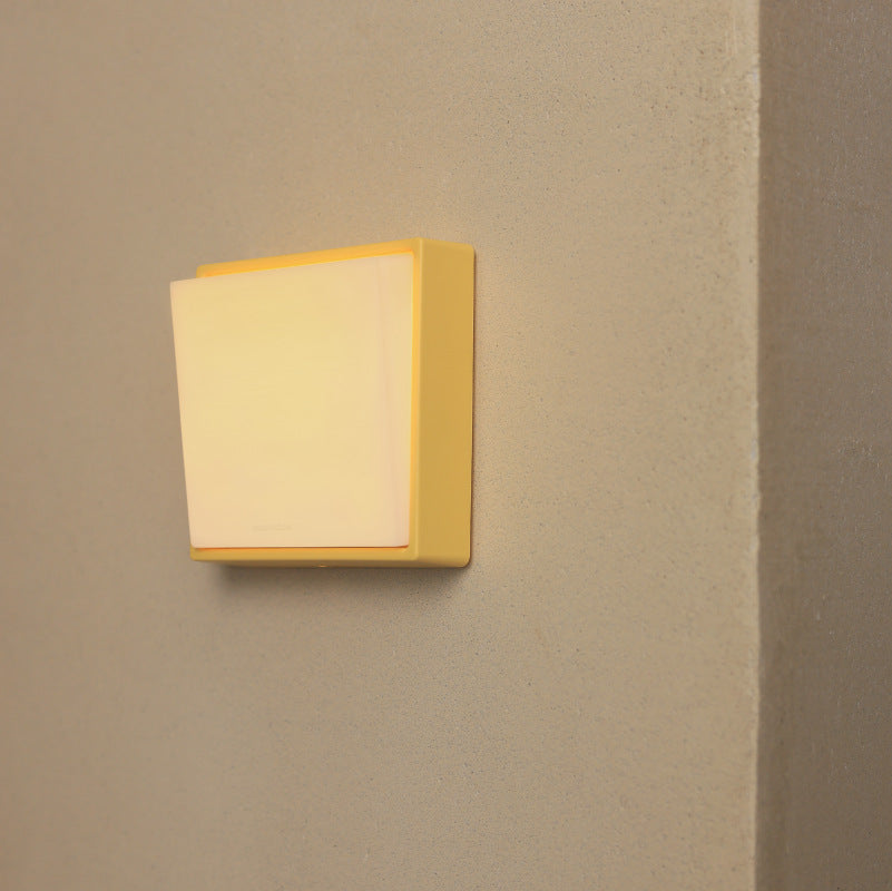 Wall-Mounted LED Night Light with Soft Diffuser | Kelmera