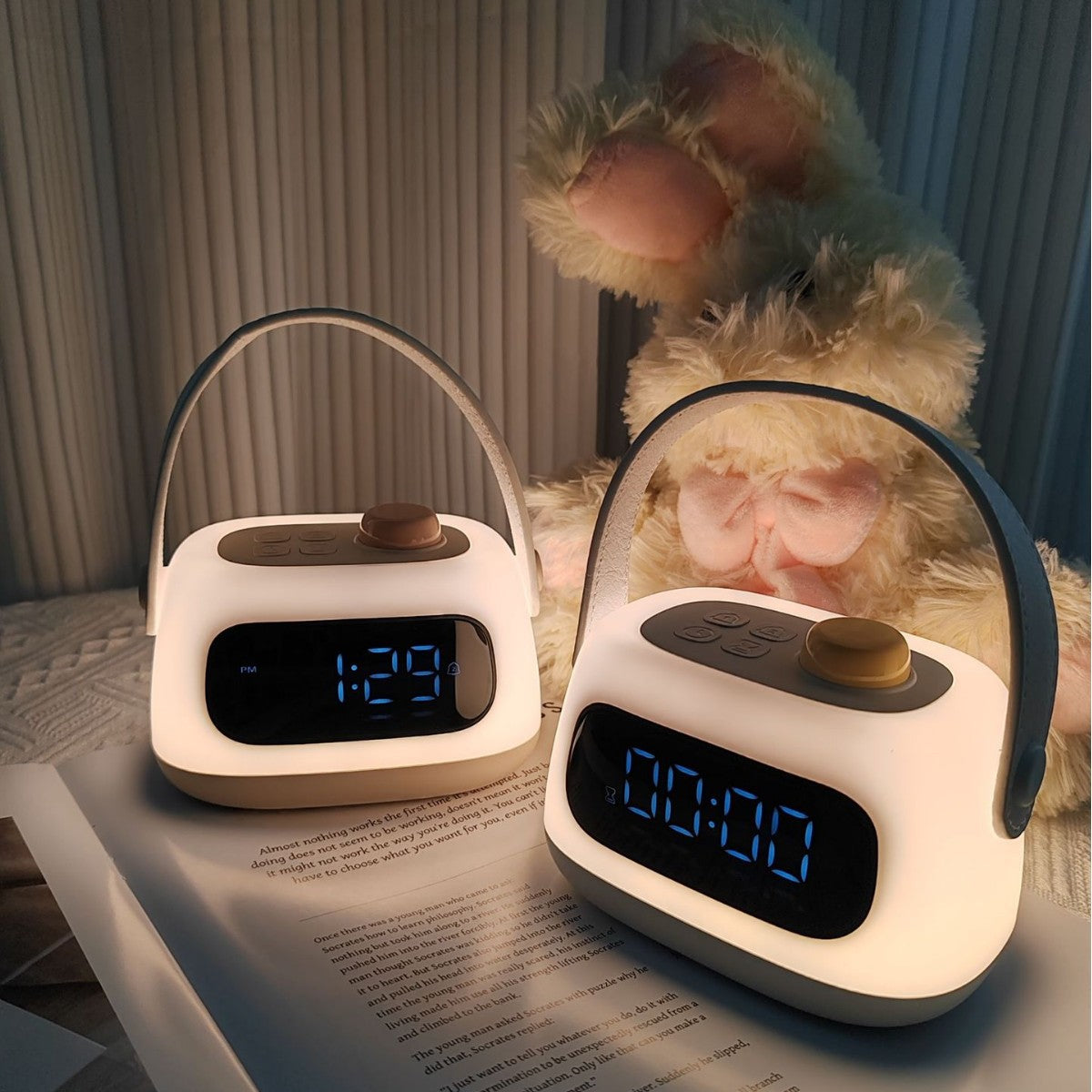 Wearable Rechargeable Ambient Lamp with Adjustable Warmth Dial | Kelmera