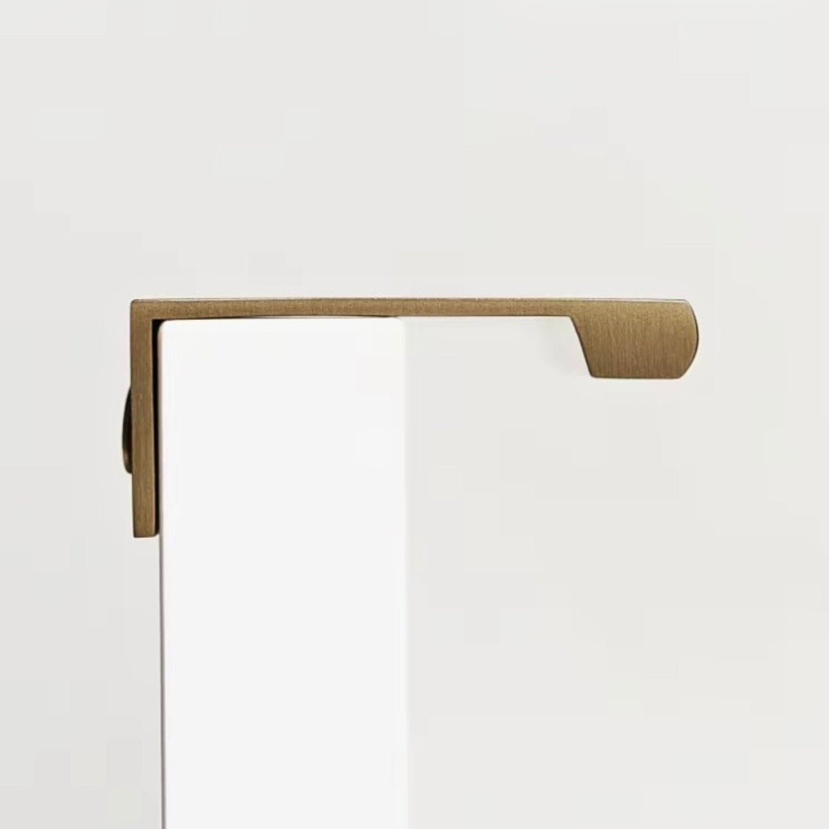 Wenstynta Cabinet Door Holder