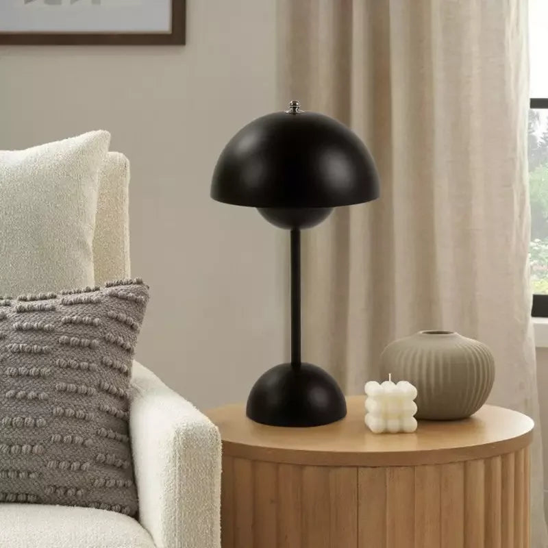 Wenstynta Table Lamp