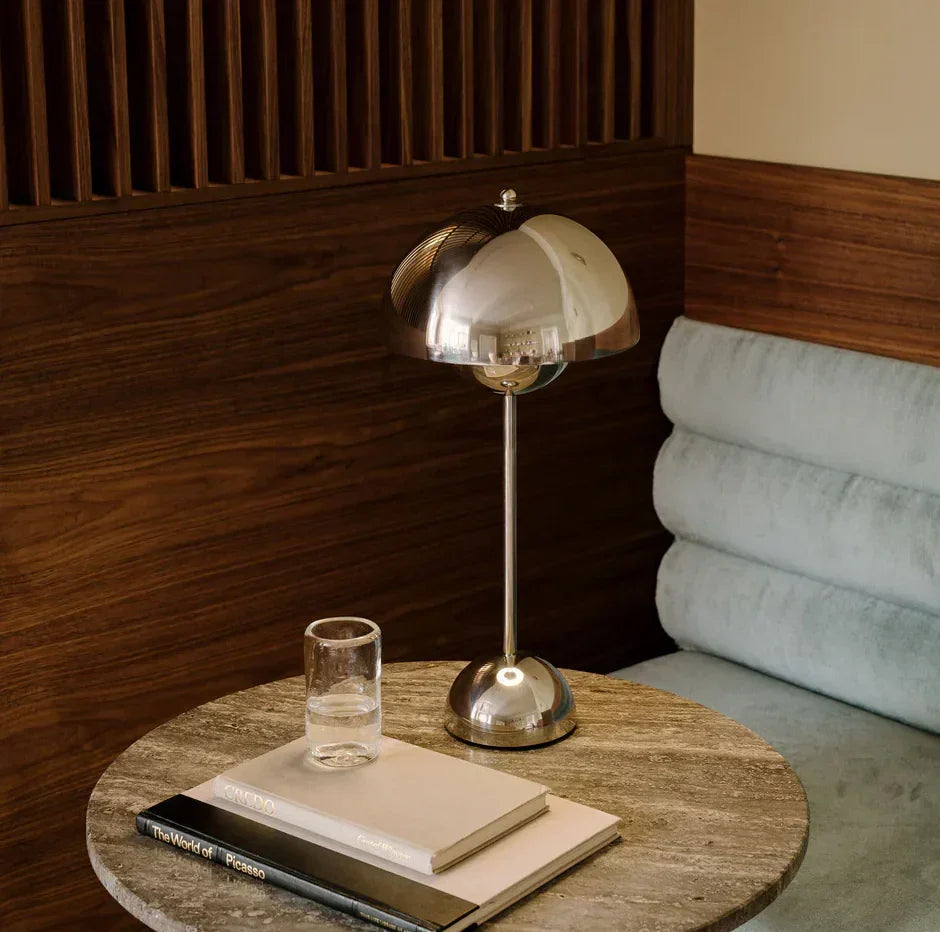 Wenstynta Table Lamp