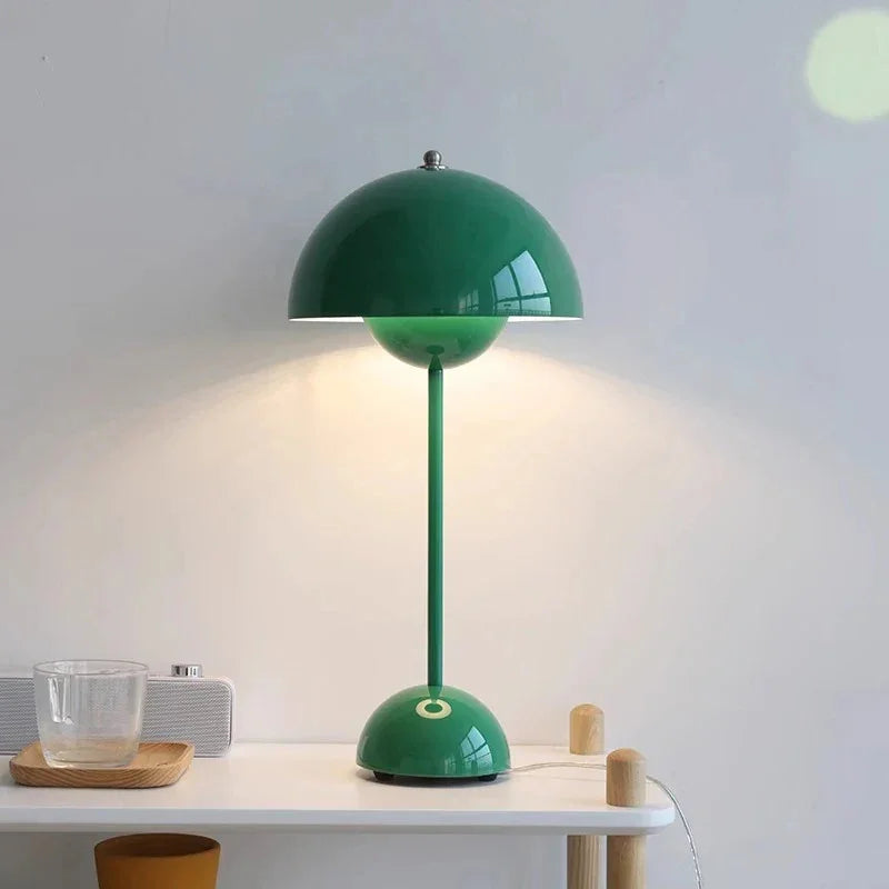 Wenstynta Table Lamp
