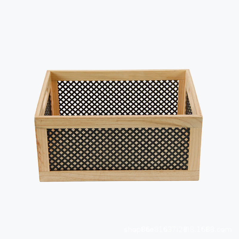 Wood Storage Box with Decorative Mesh Elements | Kelmera