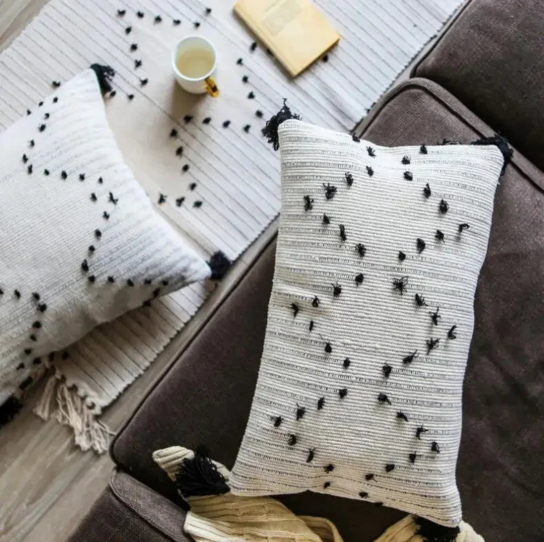 Yelbynta Cushion Cover
