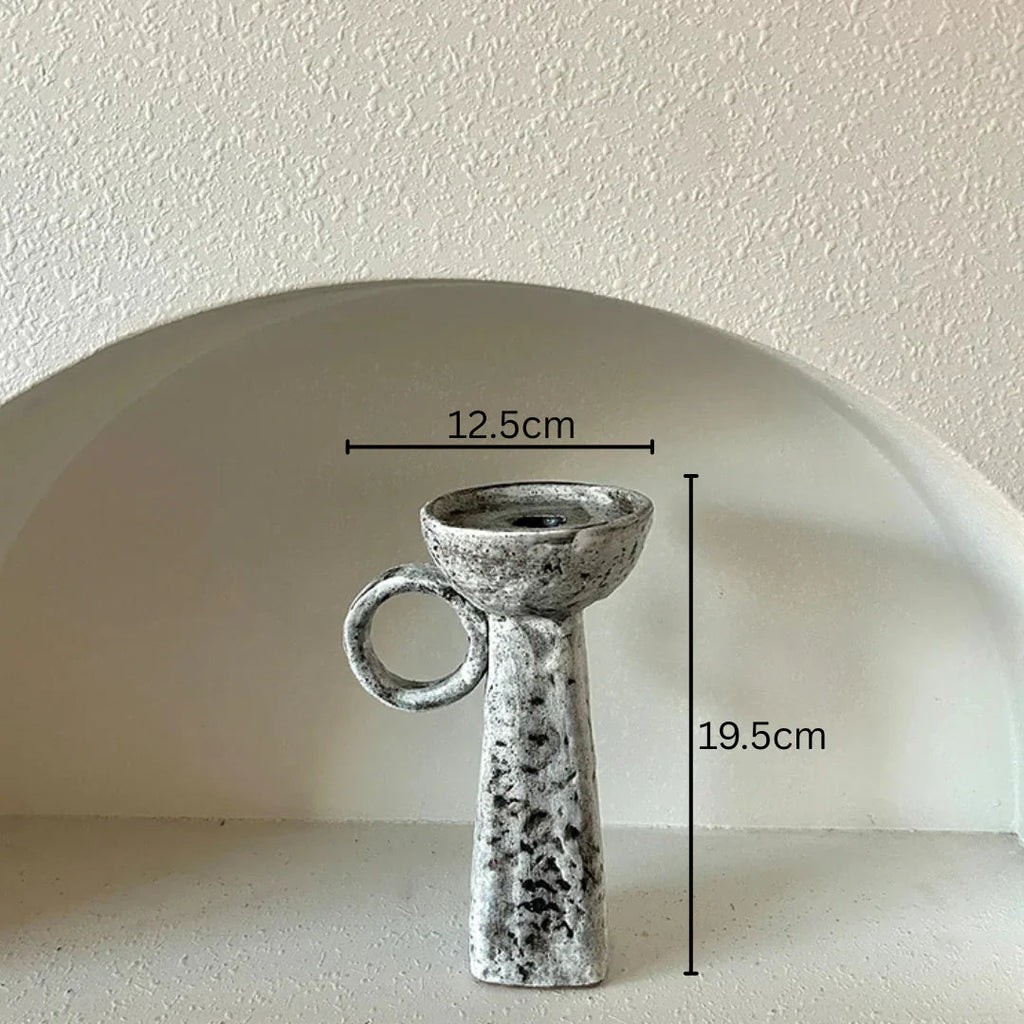 Yelnia Candle Holder