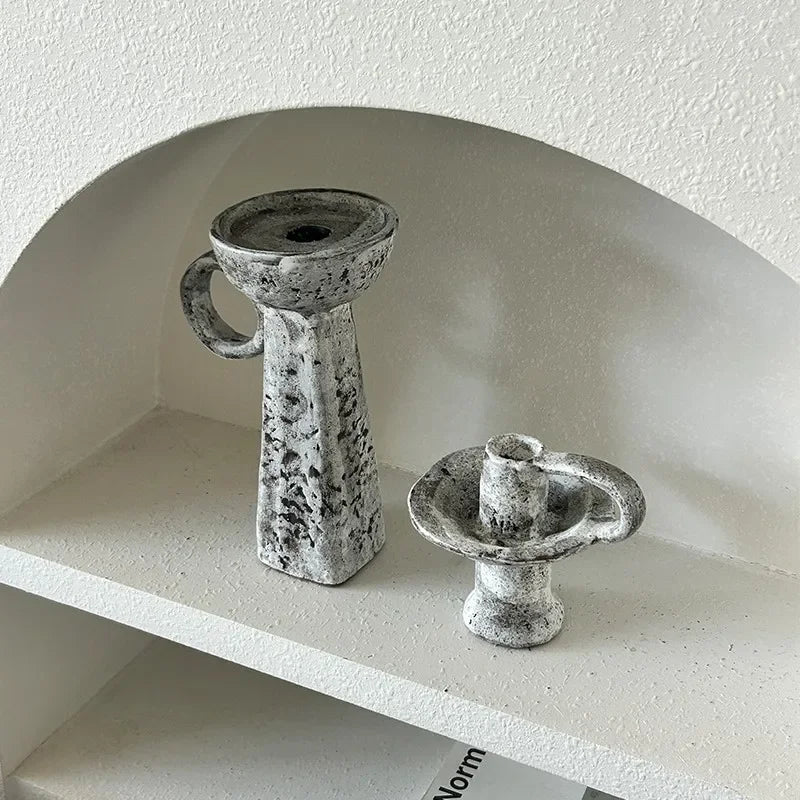 Yelnia Candle Holder