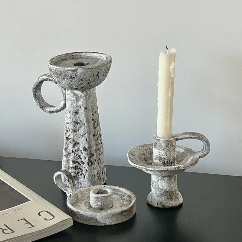 Yelnia Candle Holder