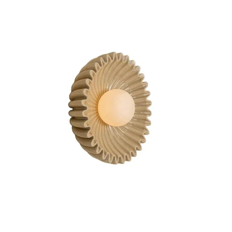 Yelsona Wall Lamp