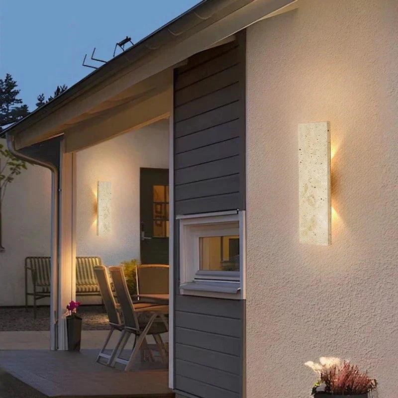 Yeltanta Wall Lamp