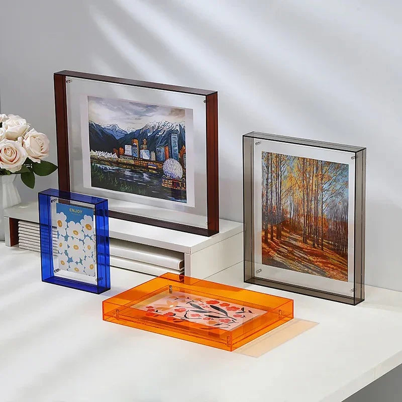 Yeltita Frame Collection