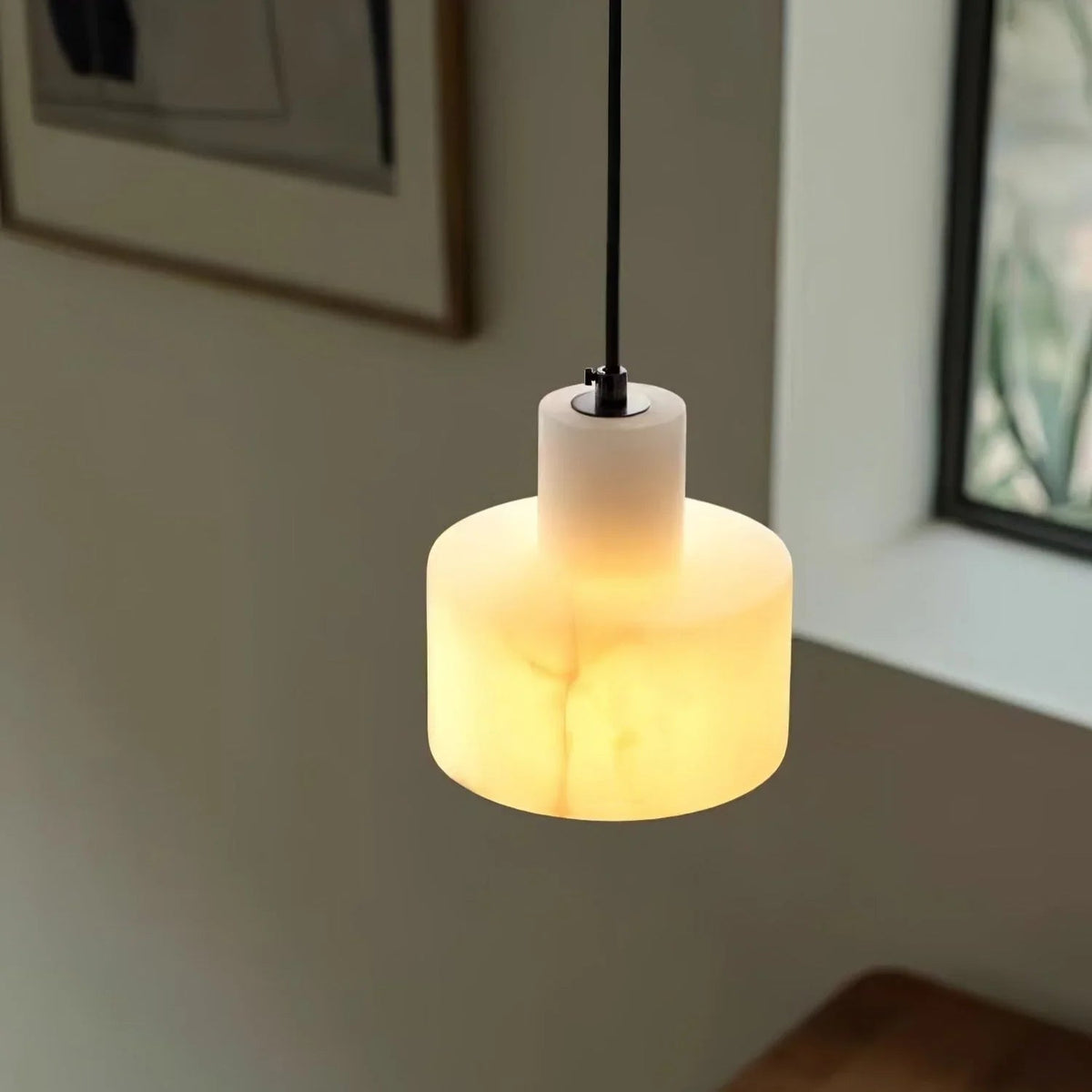 Yelveda Marble Pendant Lamp