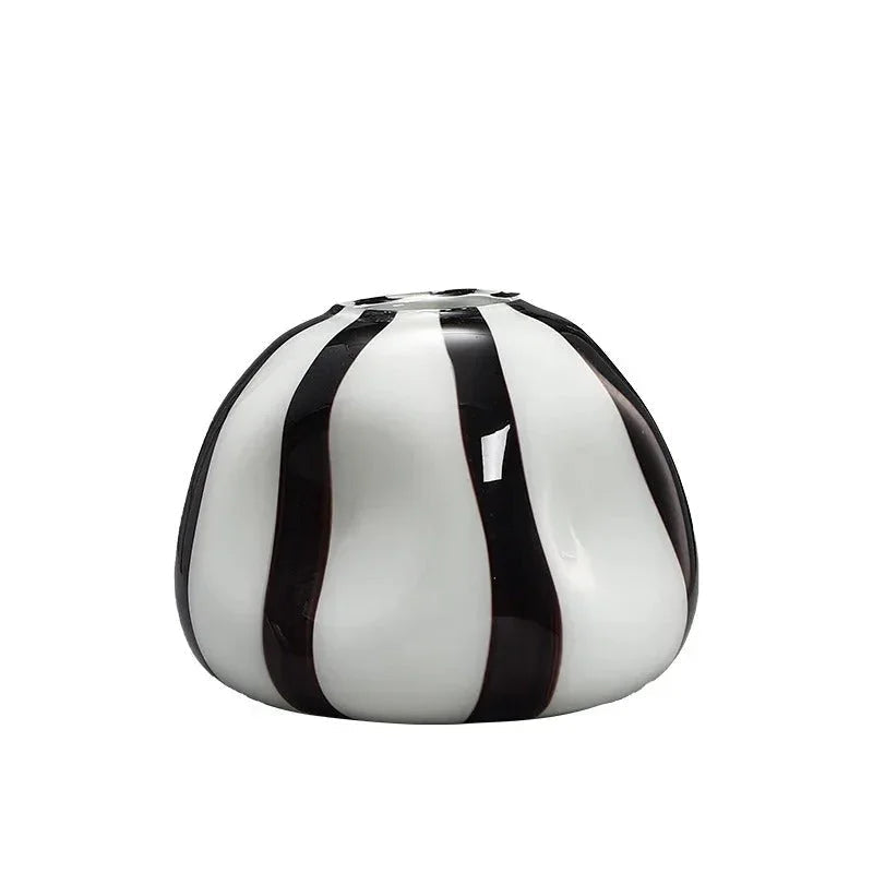 Zelndirra Glass Pumpkin Vase