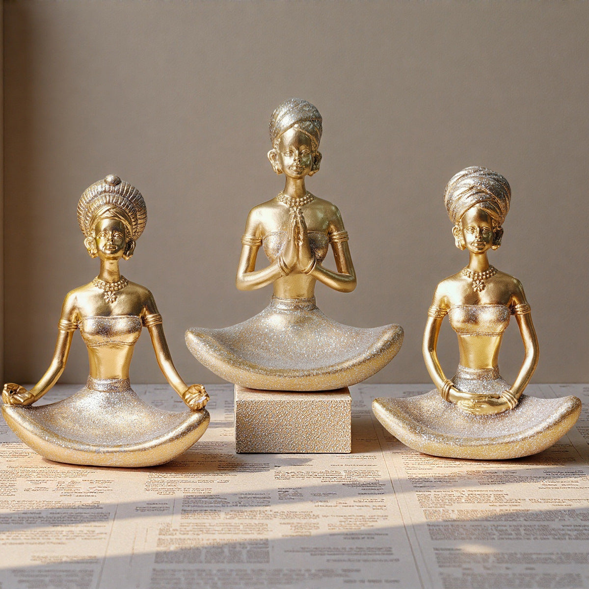 Zenart Statue Gold Silver | Kelmera